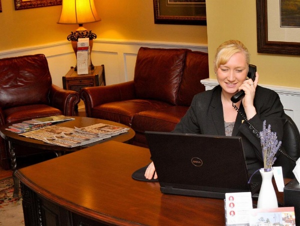 Grand Harbor Inn image 10