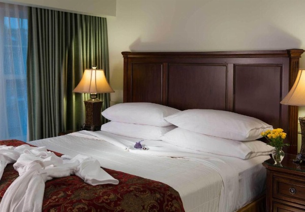 Grand Harbor Inn image 11